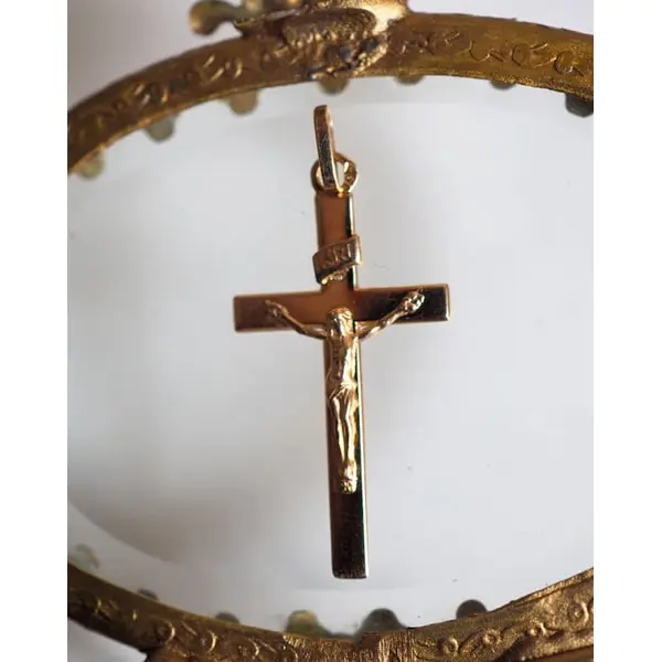 Croix crucifix polie 24 mm | Or 18 carats