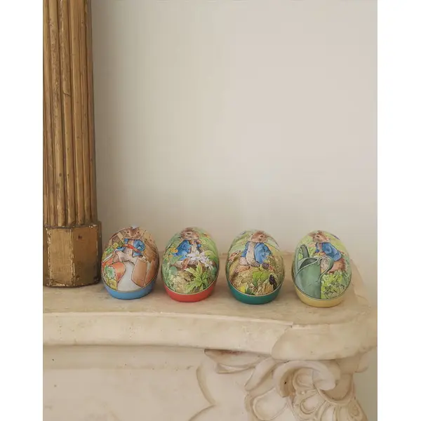 Boîte oeuf de Pâques Pierre Lapin en métal