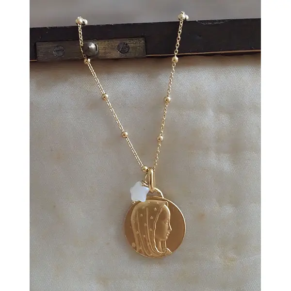Collier Vierge étoilée