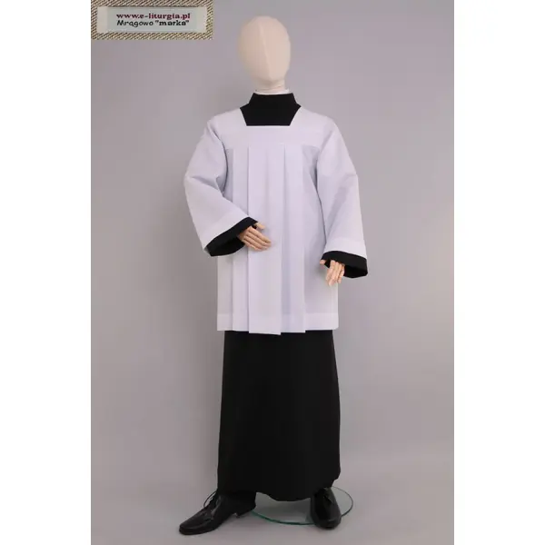 Aube noire pour lecteurs et servants d’autel AS/cza + surplis