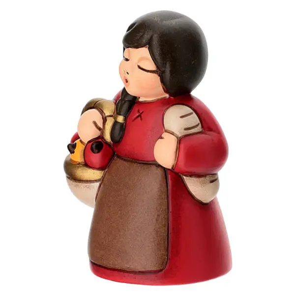 Femme au marché THUN de la gamme Crèche Classique rouge