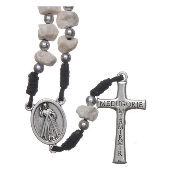 Chapelet terre de Medjugorje corde noire pierre