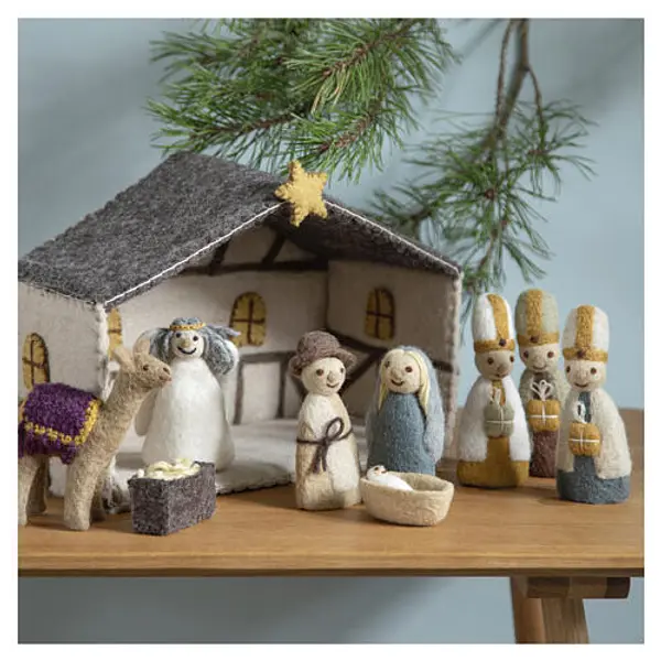 Sainte Famille en laine Gry & Syf pour crèche 12 cm