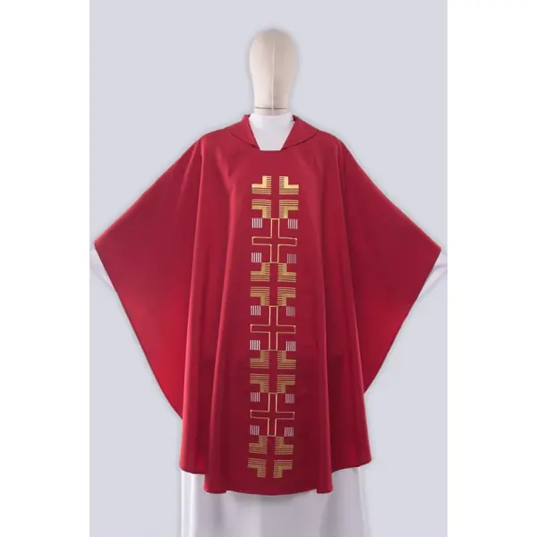Chasuble rouge brodée G7/c