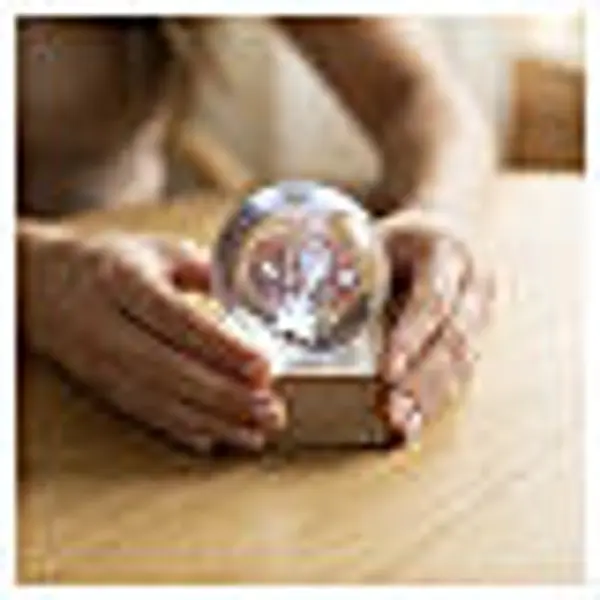 Souvenir de Confirmation sphère en cristal illuminée à piles LED blanc froid 6 cm