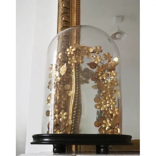 Globe en verre fleuri