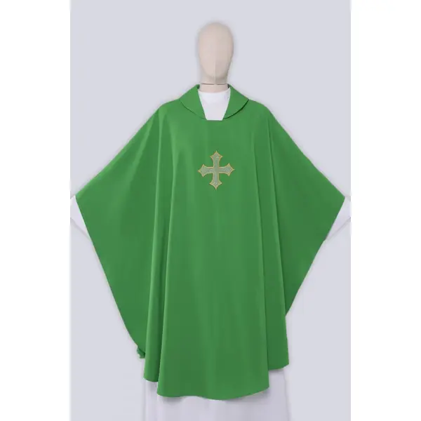 Chasuble verte avec broderie Gh9/z