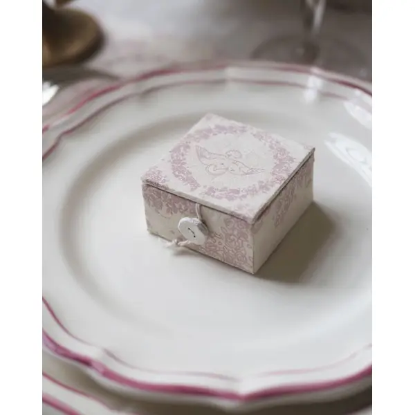 Boîte à dragées Esprit Saint