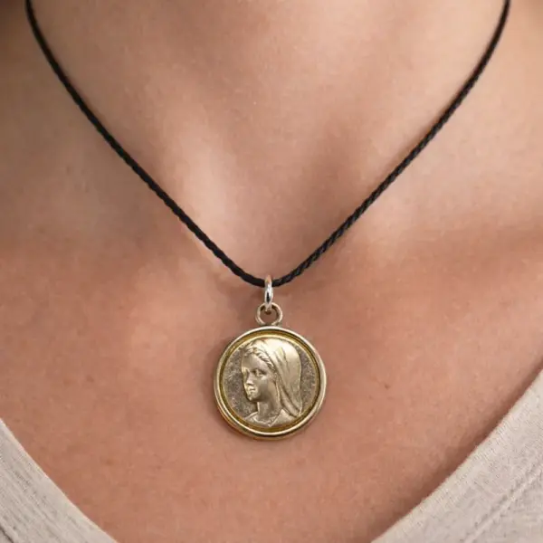 Medal Apparition of Lourdes and Face of the Blessed Virgin Mary 15 mm
