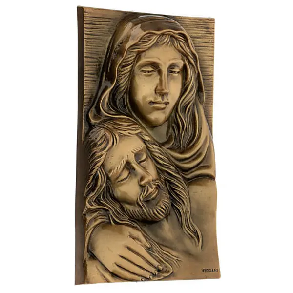Premier plan Pietà bronze 34x19 cm pour EXTÉRIEUR