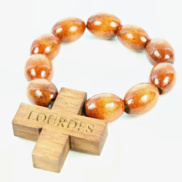 Chapelet dizainier en bois et coeur de Lourdes