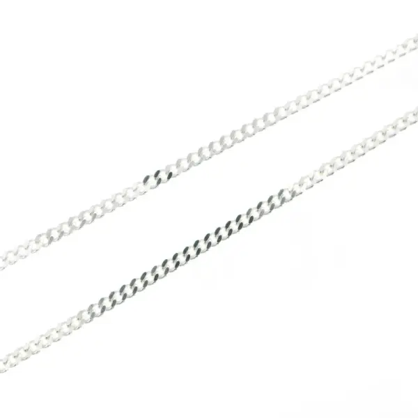 Chaîne en argent 55cm avec une maille gourmette