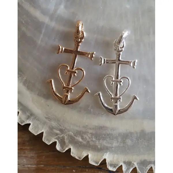 Pendentif Croix de Camargue | Plaqué or - Argent