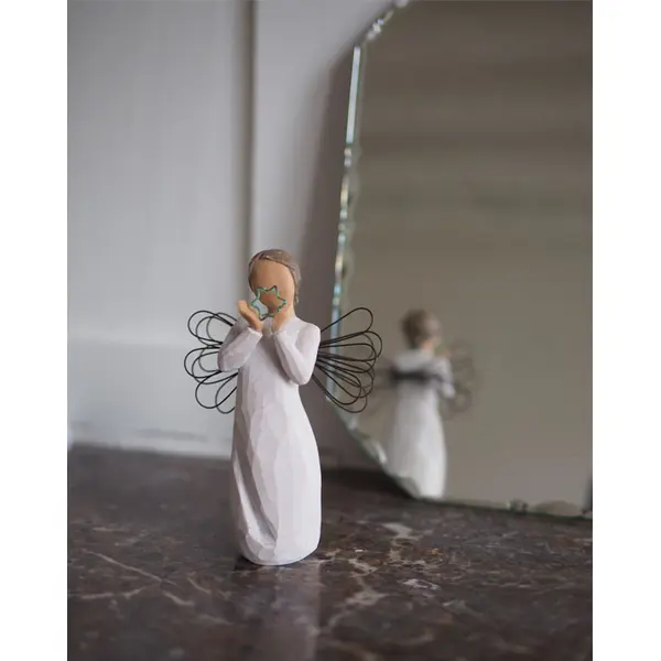 Figurine Ange portant l'Etoile de Noël | Willow Tree
