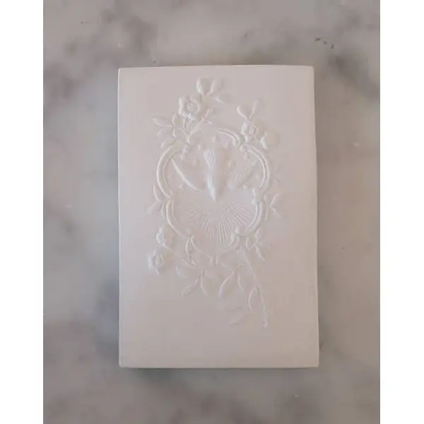 Bas relief du Saint Esprit
