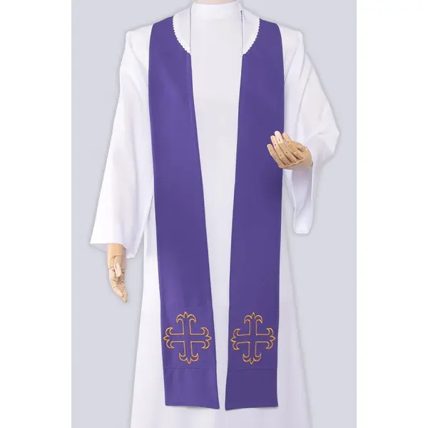 Chasuble violette avec broderie Gh11/f