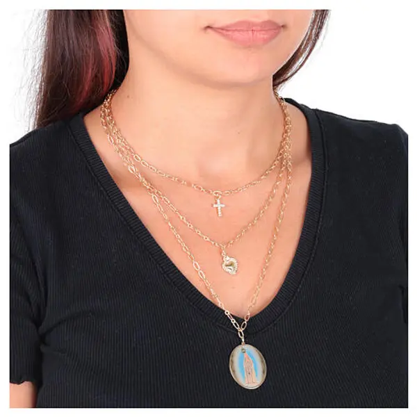 Collier en laiton doré Amen à plusieurs rangs avec zircons blancs médaille de Notre-Dame de Fatima