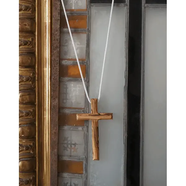 Croix d'aube en bois d'Olivier | 10 cm