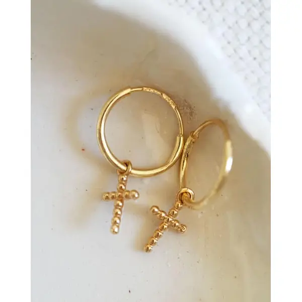 Boucles d'oreilles créoles Croix perlée | Or 18 carats