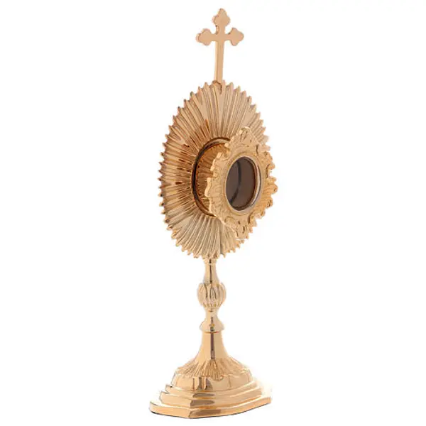 Reliquaire décoré avec croix laiton doré