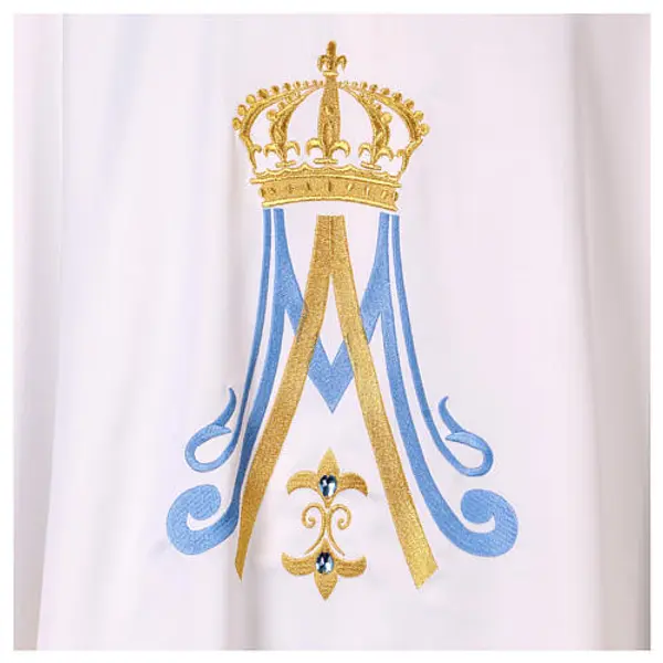 Chasuble mariale en mélange coton broderie or bleu avec pierres