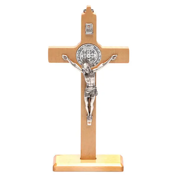Crucifix St. Benoît bois naturel pour table ou mur