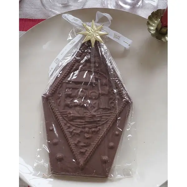 Lot de 30 petites étoiles - Papier gaufré Or