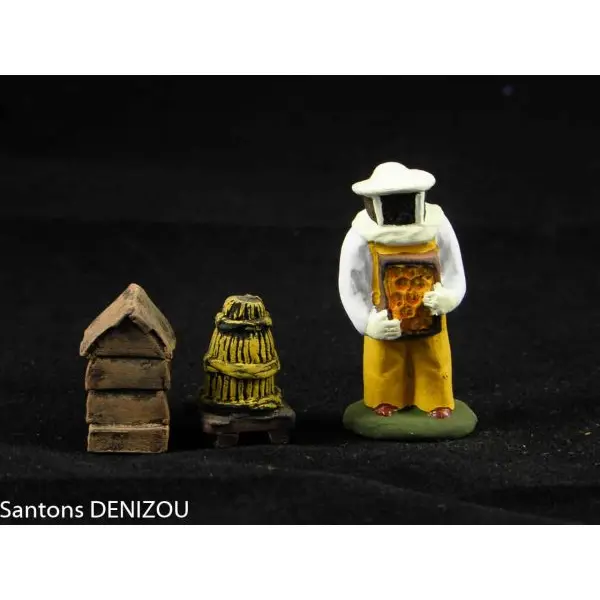 Apiculteur et 2 ruches en 4 cm
