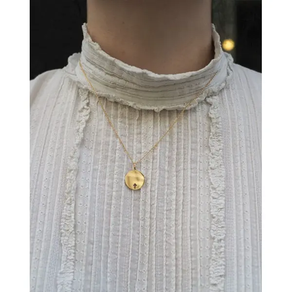 Médaille Croix Ajourée personnalisable | Or 18 carats